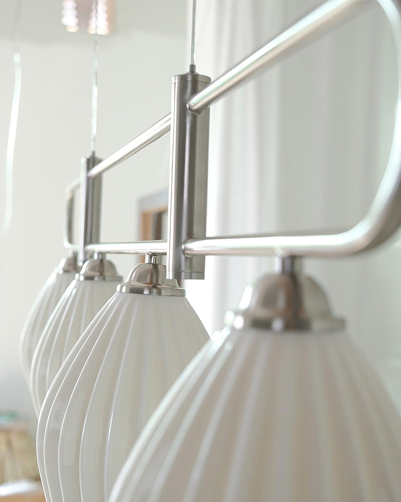 WOMO Ceramic Bud Linear Chandelier-WM2121b