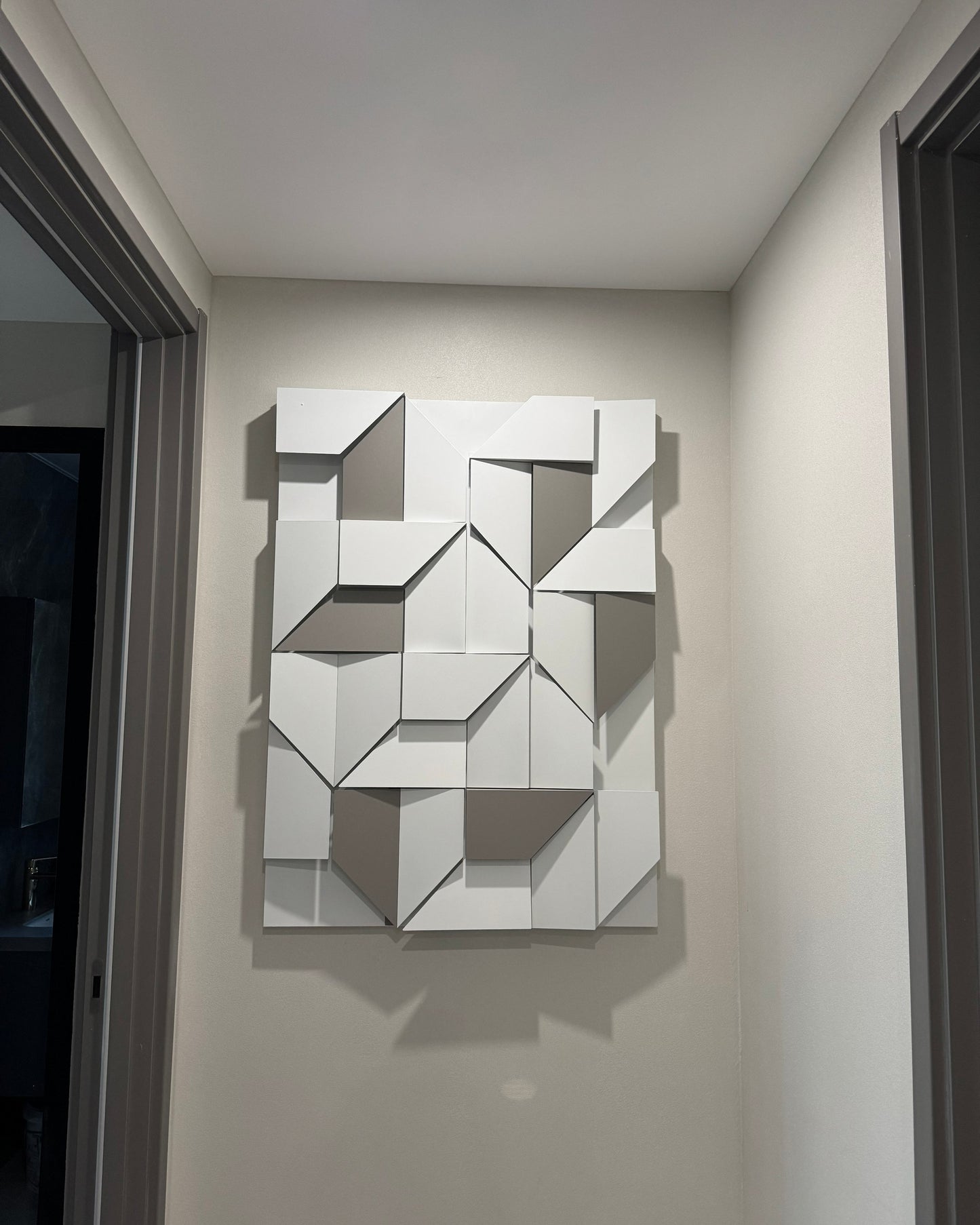 WOMO Rectangular Sculptural Art Wall Sconce-WM6020