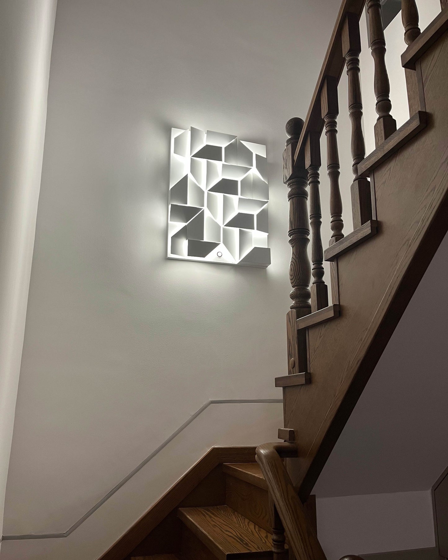 WOMO Rectangular Sculptural Art Wall Sconce-WM6020