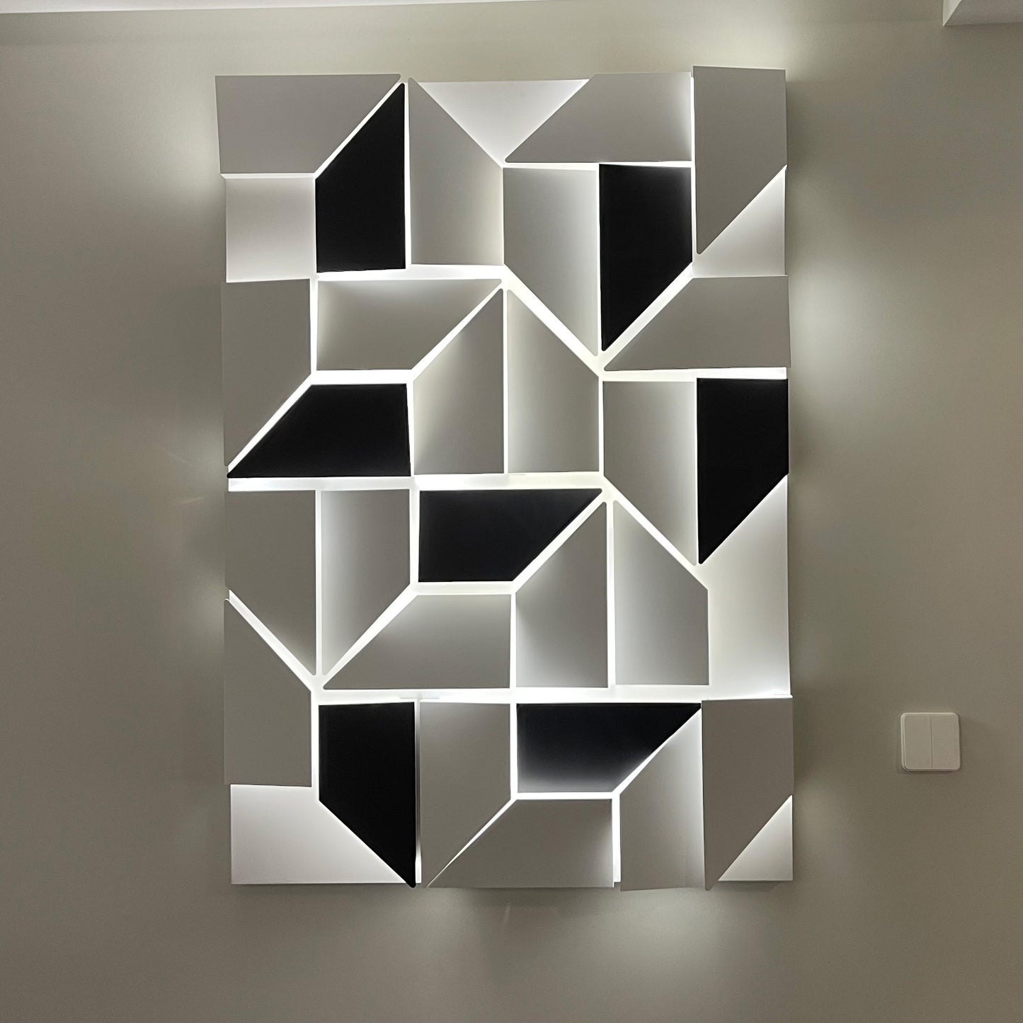 WOMO Rectangular Sculptural Art Wall Sconce-WM6020