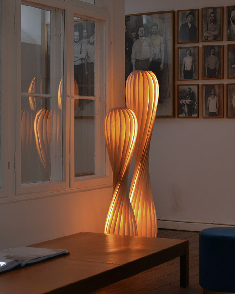 WOMO Twisted Tower Holz Stehlampe-WM7044