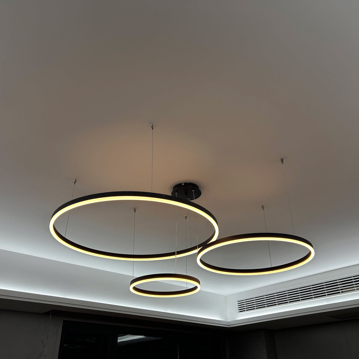 WOMO Living Room Pendant Lamp Chandelier Ring with Remote Control-WM2003
