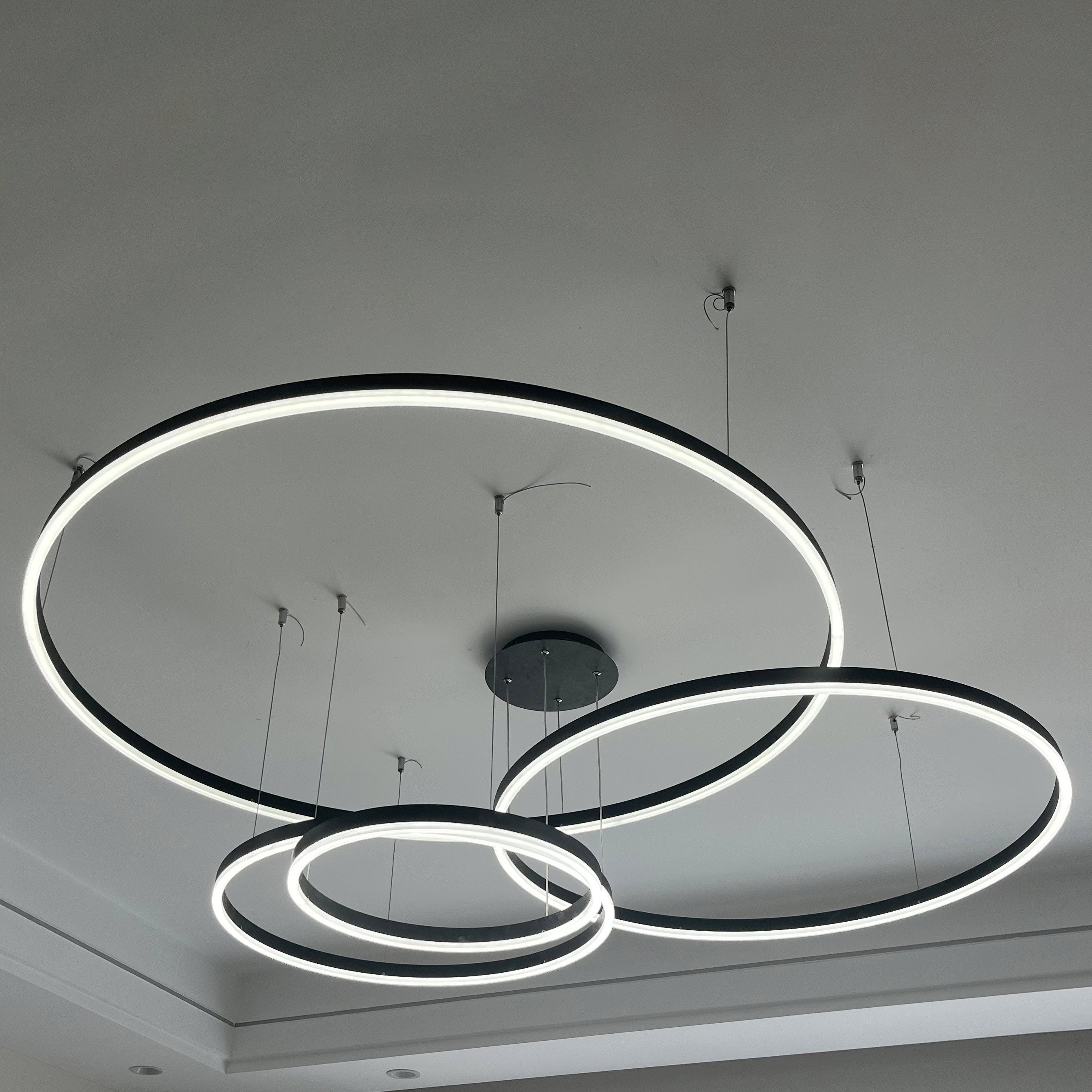 WOMO Wohnzimmer Pendelleuchte Kronleuchter Ring mit Fernbedienung-WM2003