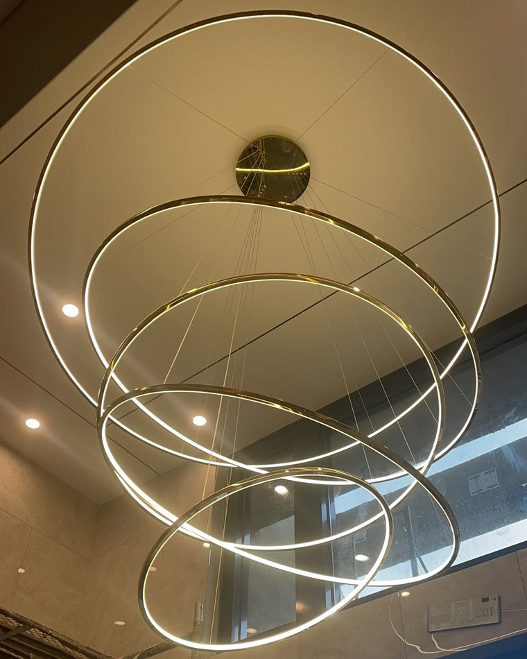 WOMO Großer, gestufter LED-Foyer-Kronleuchter mit Ring-WM2160