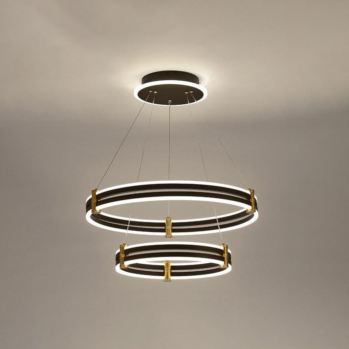 WOMO Chandelier with Stepped Black Rings - WM2172