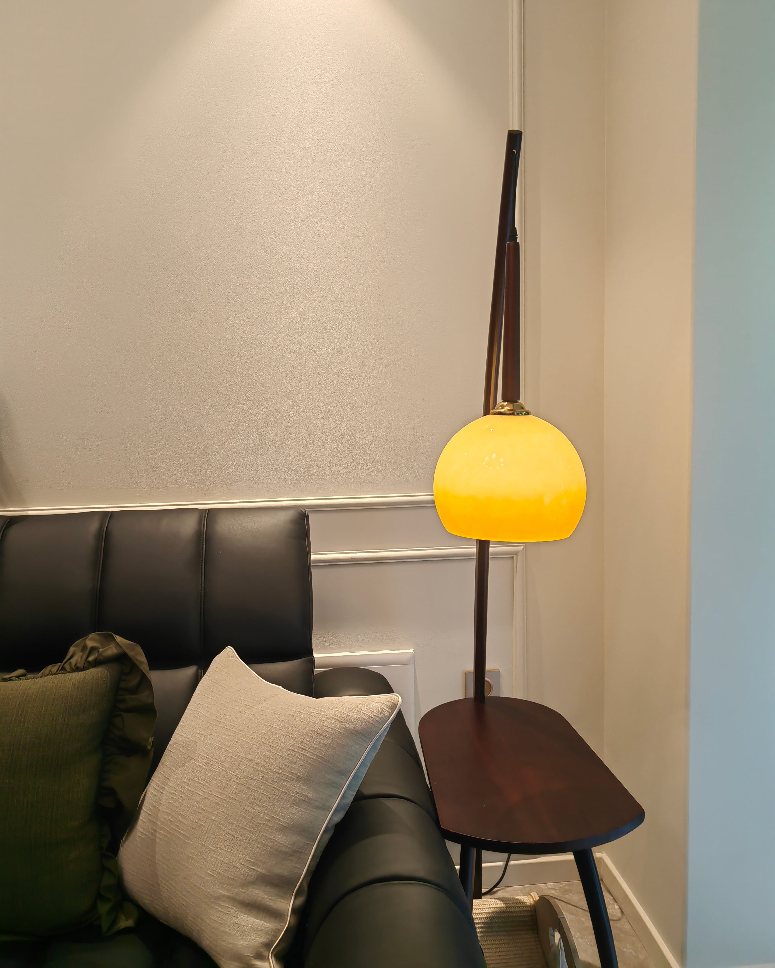 WOMO Wooden Pendant Light with Table WM7130
