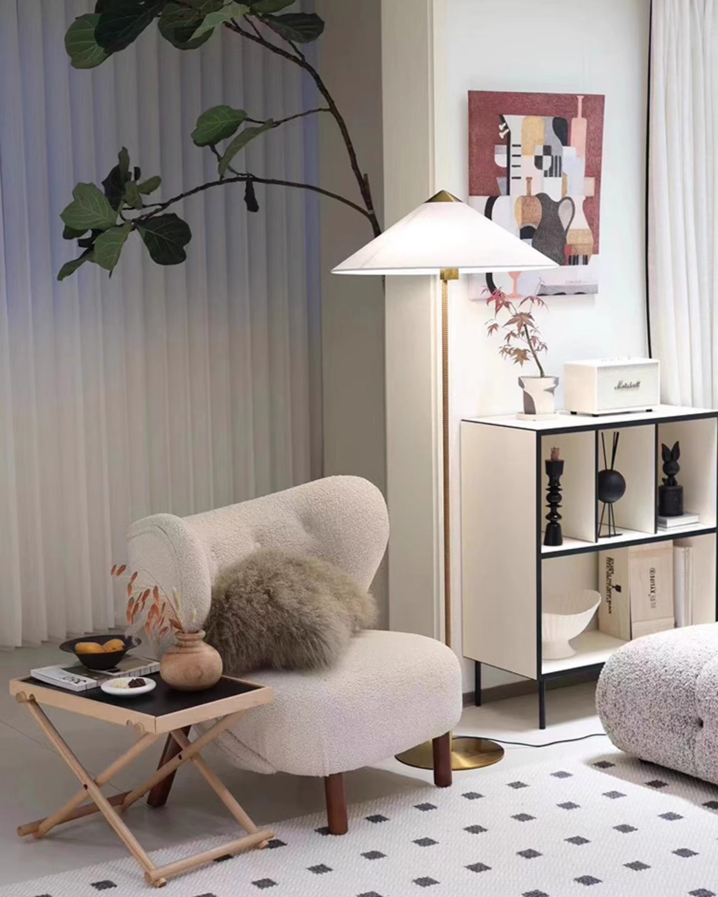 WOMO Kegel-Stehlampe aus Rattan und Stoff - WM7095