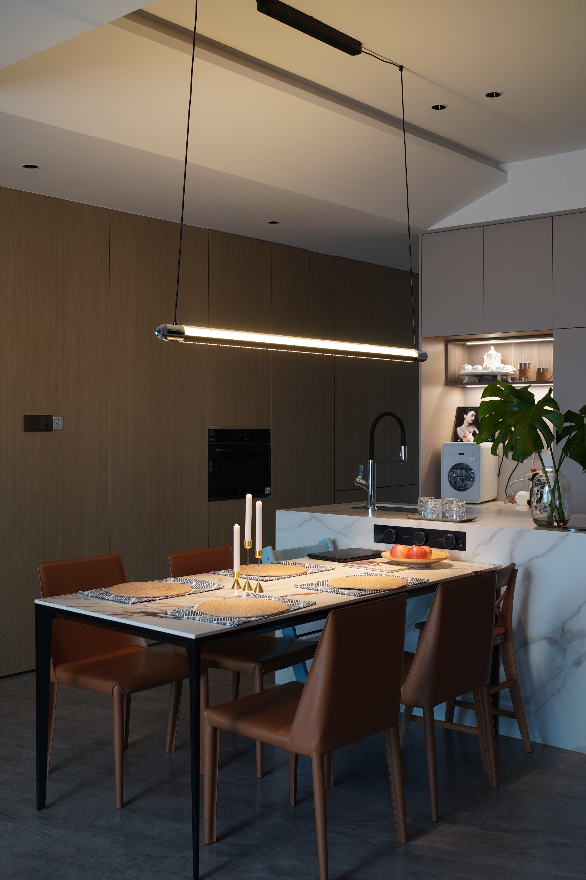 Suspension linéaire WOMO noire - WM3225