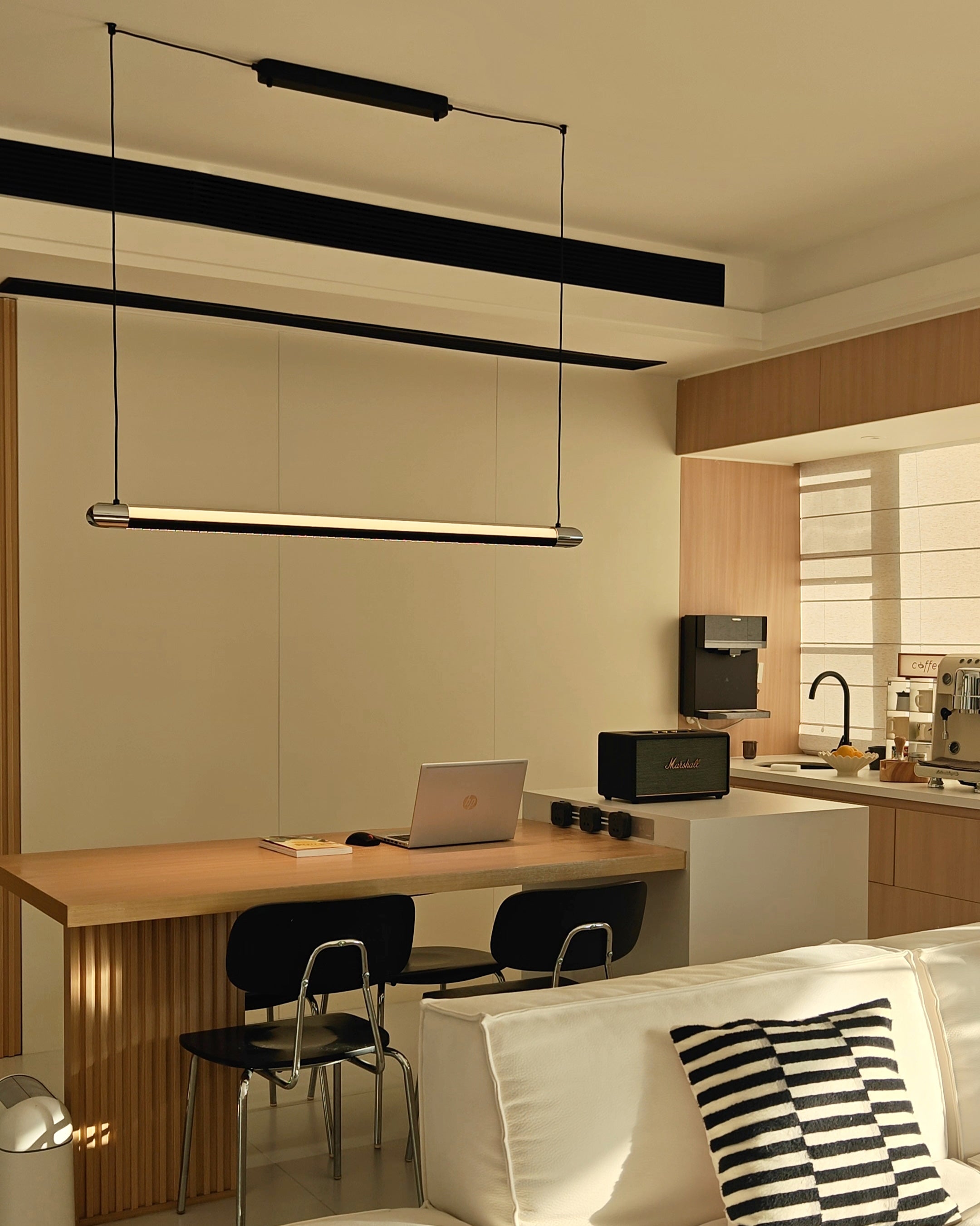 Suspension linéaire WOMO noire - WM3225