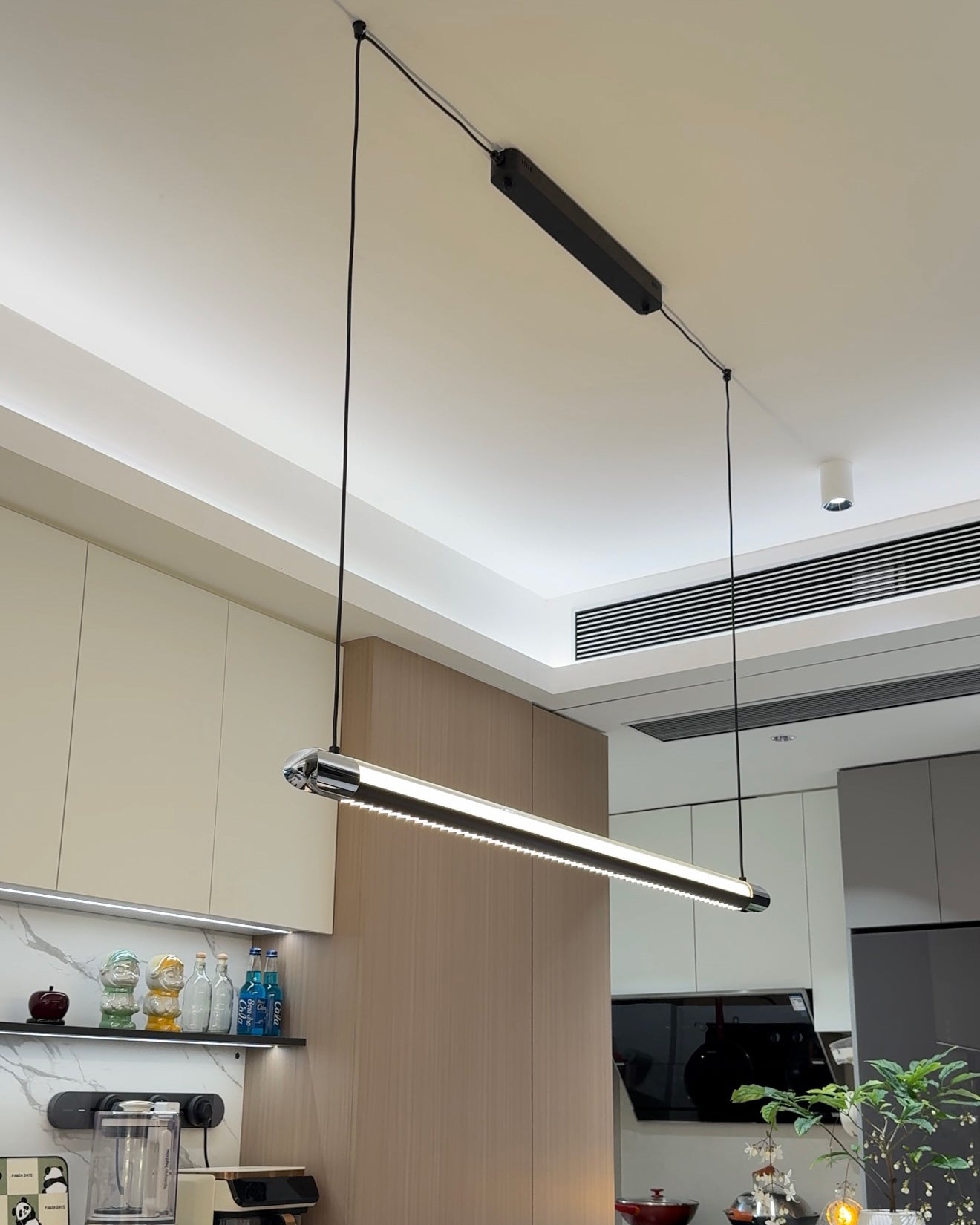 Suspension linéaire WOMO noire - WM3225