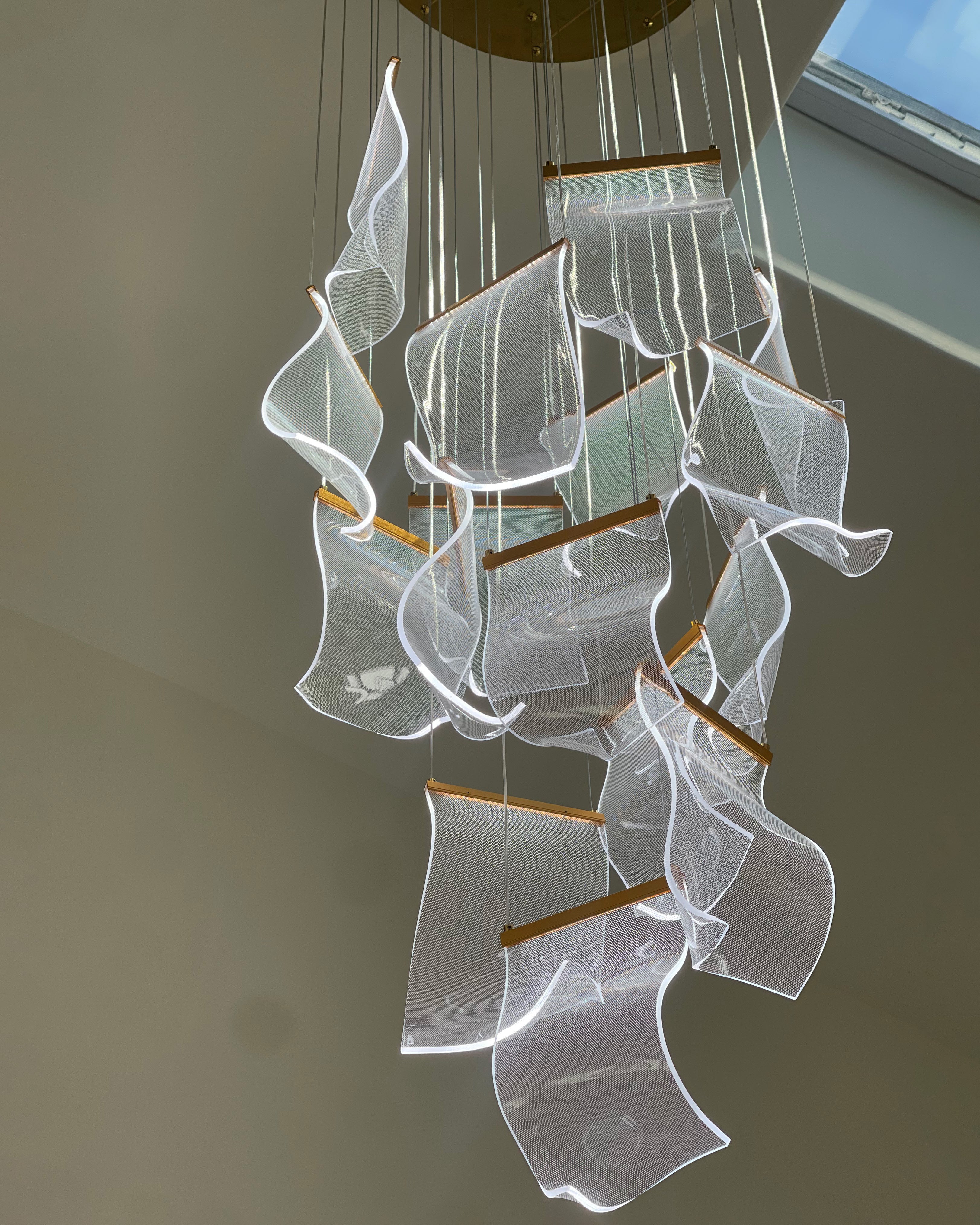 WOMO Breeze Dimmbarer Acryl-Kronleuchter-WM2158