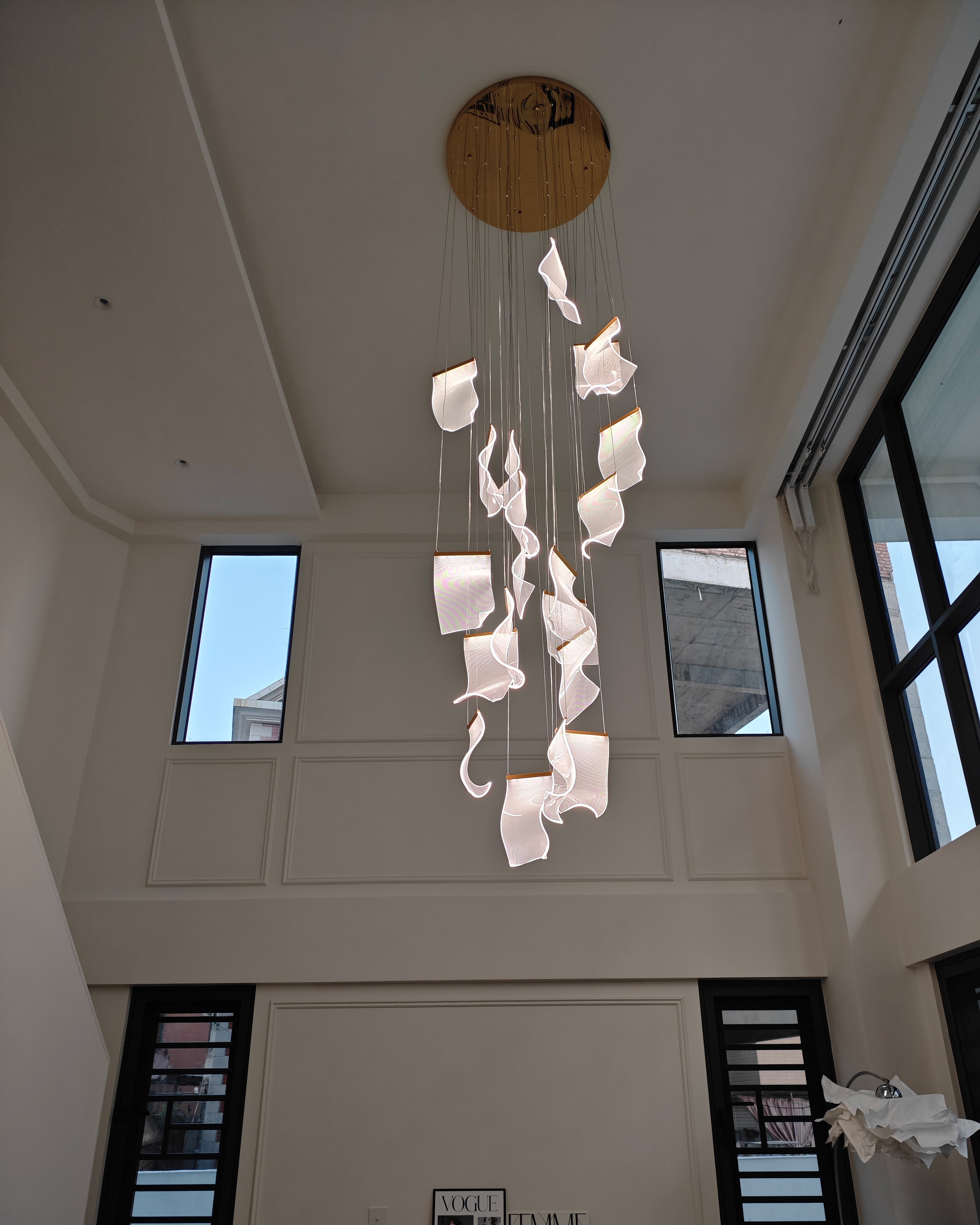 WOMO Breeze Dimmbarer Acryl-Kronleuchter-WM2158