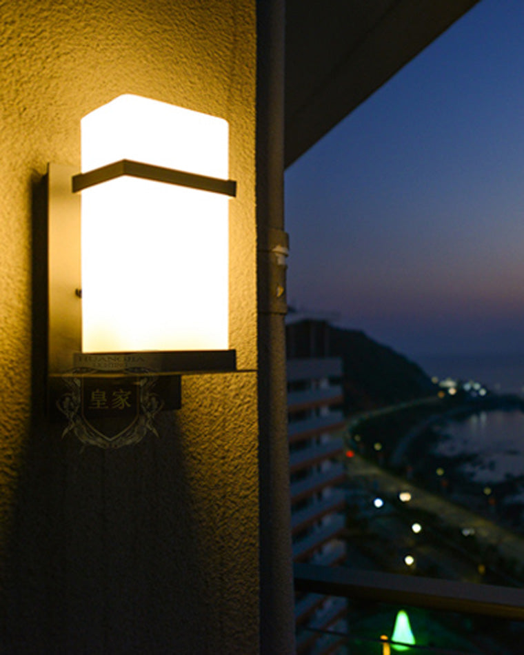 WOMO Outdoor Wall Light made of Frosted Glass - WM9202