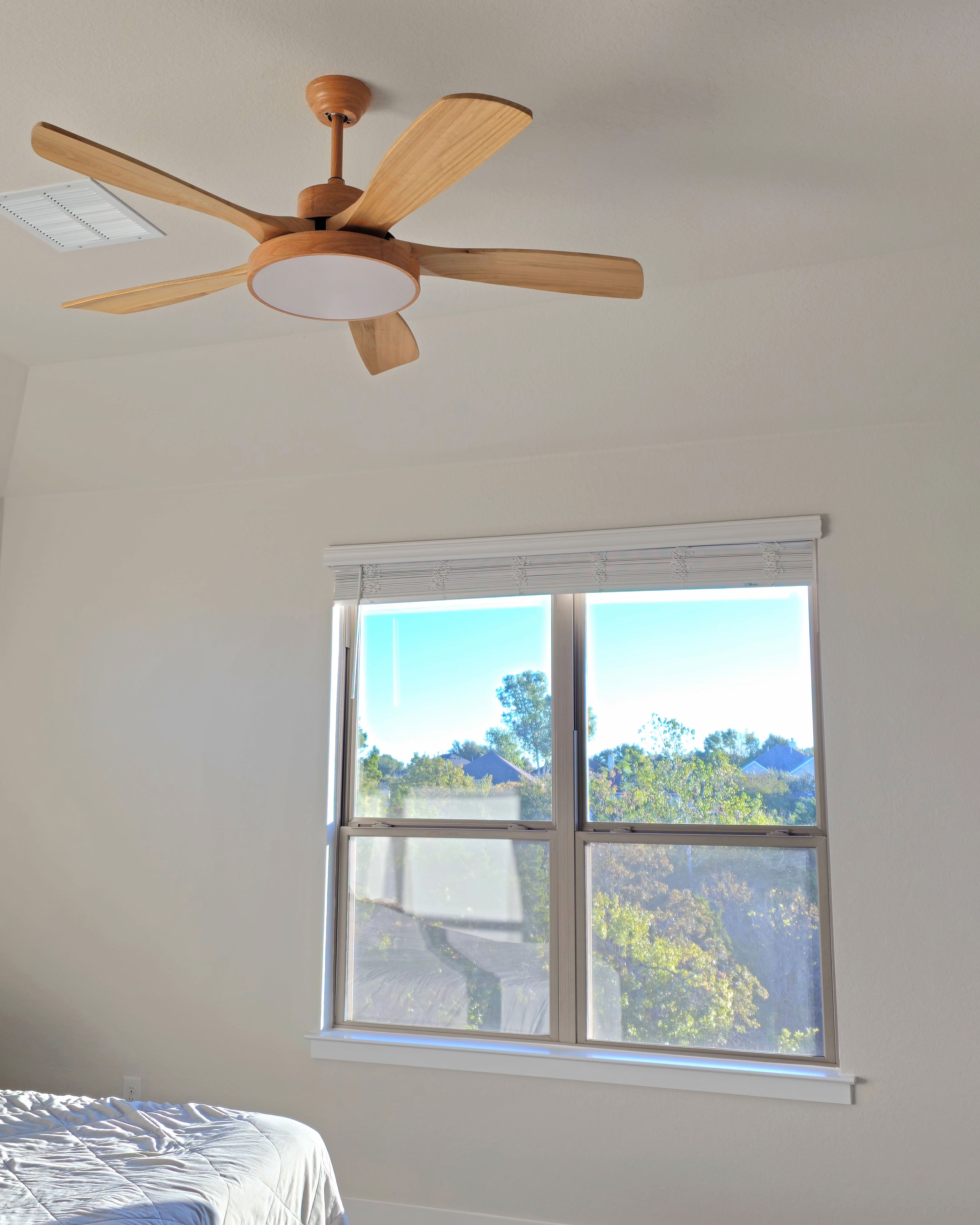 WOMO Scandi Wende-Deckenventilator mit Licht-WM5002