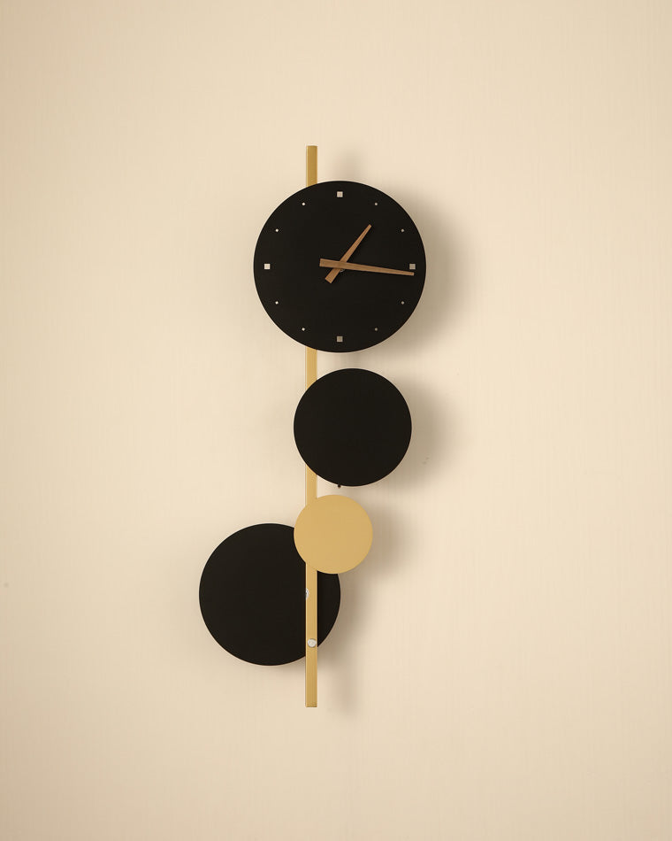 WOMO Skulpturale Wanduhr mit LED-Licht - WM6087