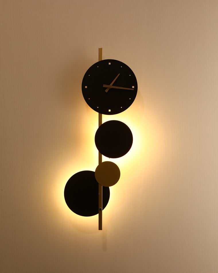 WOMO Skulpturale Wanduhr mit LED-Licht - WM6087