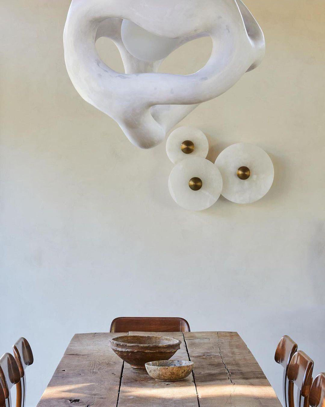 WOMO Art Deco Disc Alabaster Wall Light-WM6128
