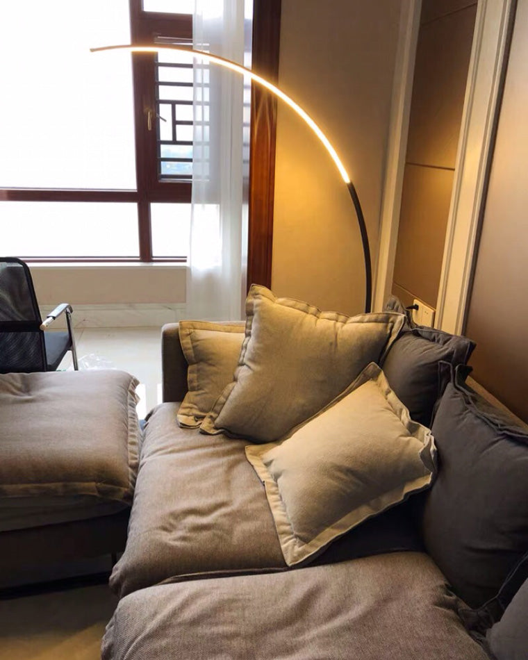 WOMO Crescent Arc LED Floor Lamp - WM7001