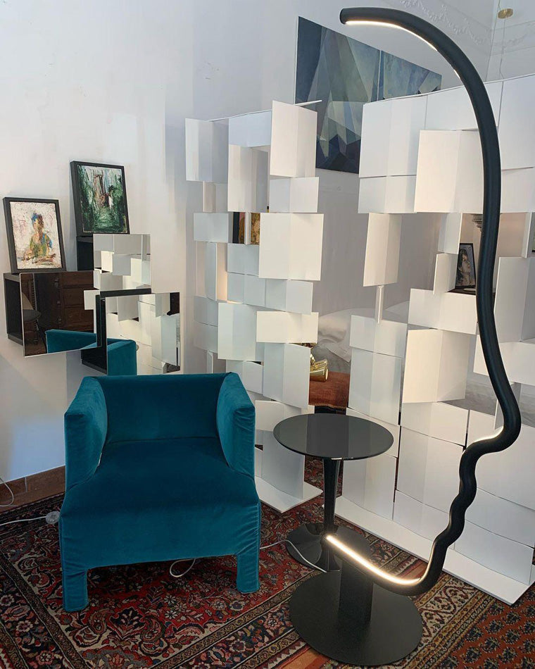 WOMO Floor Lamp with Face Profile Sculpture-WM7002