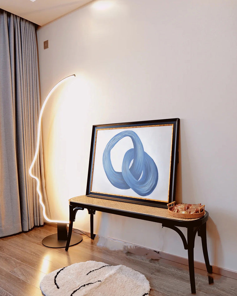 WOMO Floor Lamp with Face Profile Sculpture-WM7002