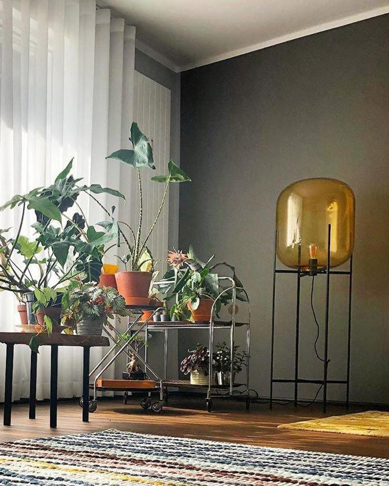 WOMO Floor Lamp with Smoked Glass Lantern-WM7015