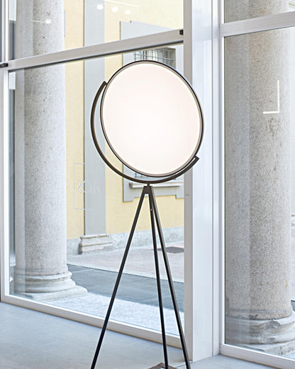 WOMO Adjustable Tripod Floor Lamp-WM7027