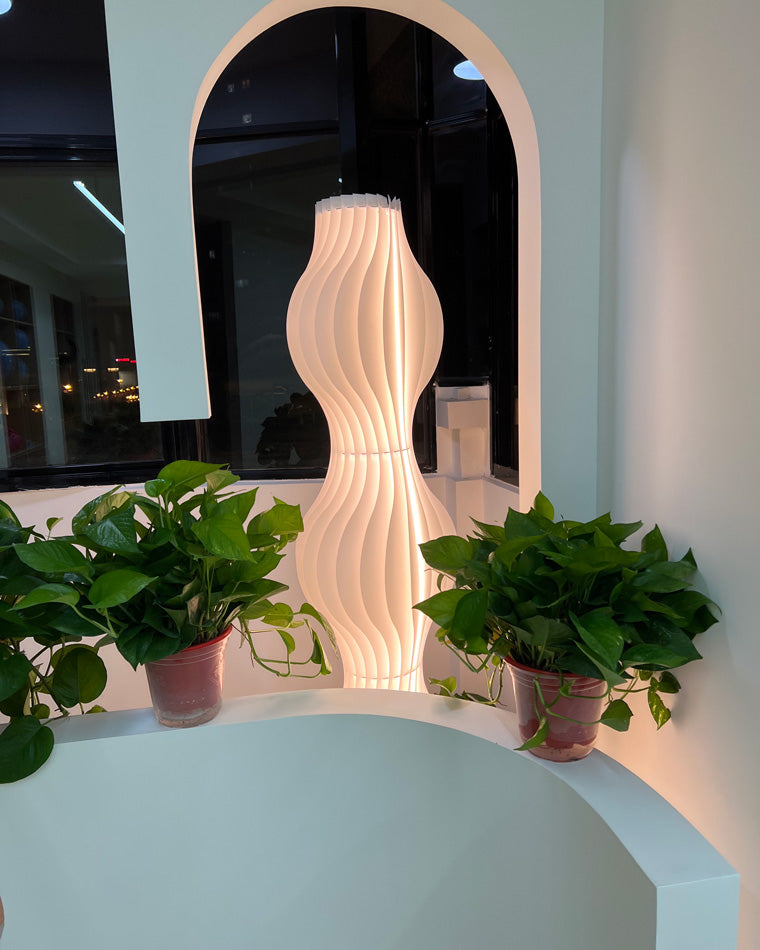 WOMO Wavy Column Stehleuchte mit Hue Dimmer-WM7074