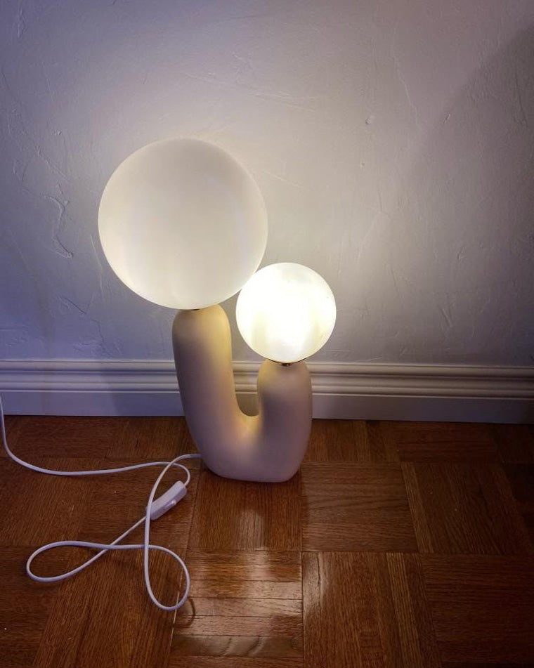 WOMO Globe Skulpturale Tischlampe-WM8007