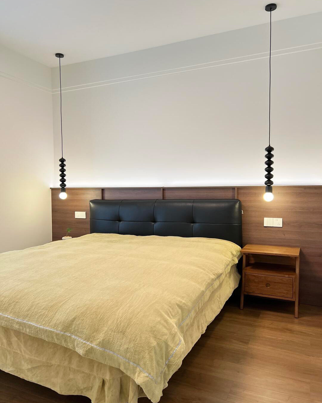 WOMO Bauhaus Perlen Nachttisch Pendelleuchte-WM2133