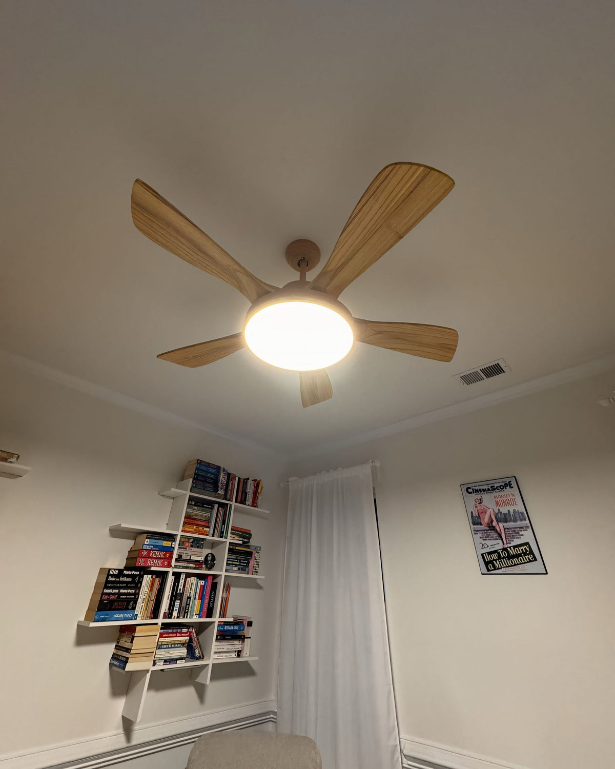 WOMO Scandi Ventilateur de plafond réversible avec lumière WM5002