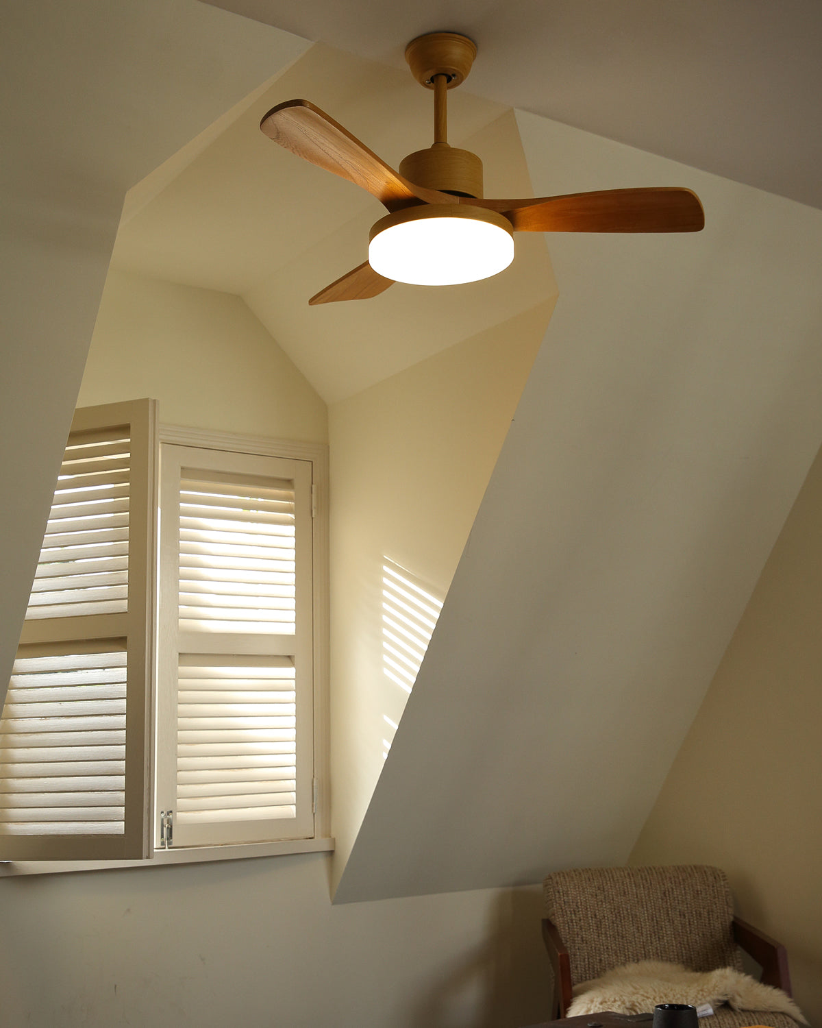 WOMO Scandi Wende-Deckenventilator mit Licht-WM5002
